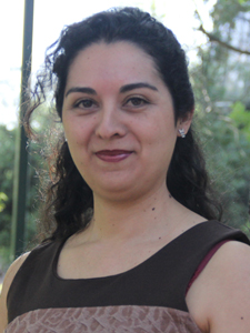 Andrea Bravo : Analista de Proyectos de Investigación