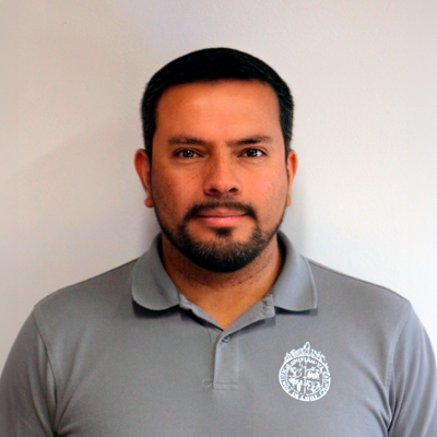 Juan Carlos Velásquez : Asistente de laboratorios